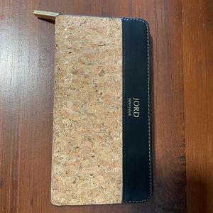 Jord Eila Wallet